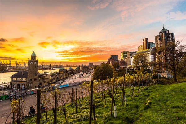 Blick auf die Landungsbrücken