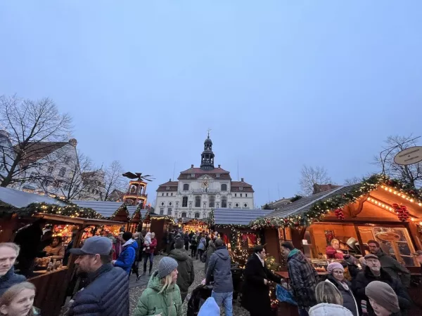 Von Hamburg auf den Lüneburger Weihnachtsmarkt