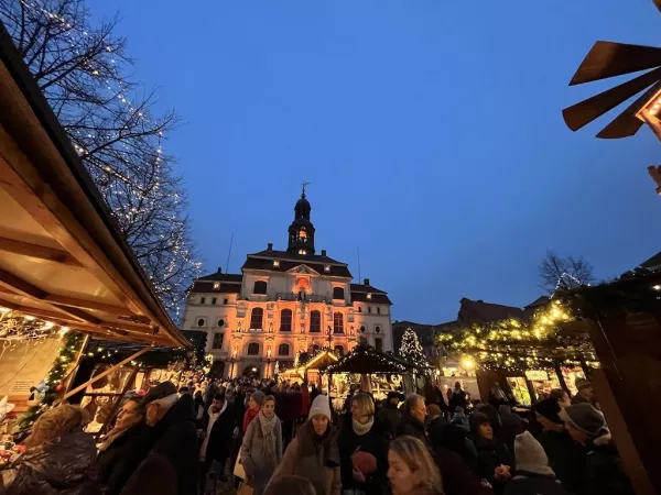 Von Hamburg auf den Lüneburger Weihnachtsmarkt