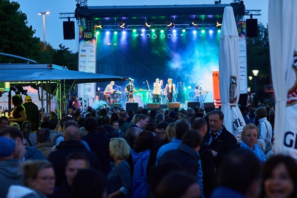 Spaß bis in den Abend beim Tibargfest