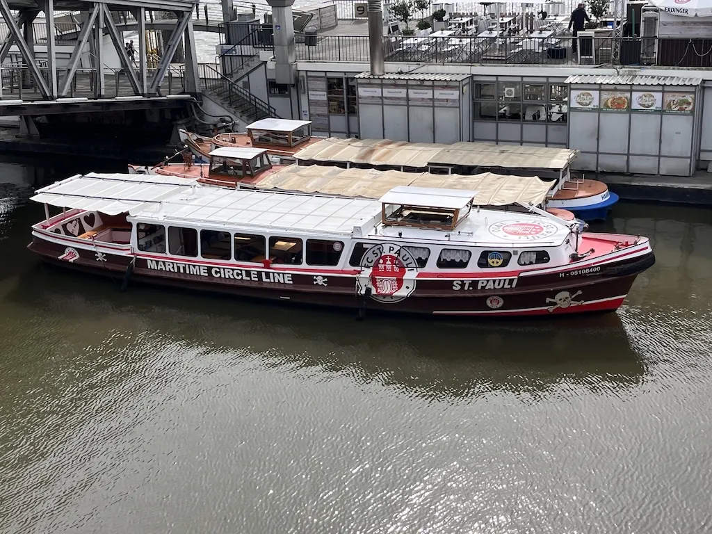 Hafenrundfahrten mit der Maritime Circle Line