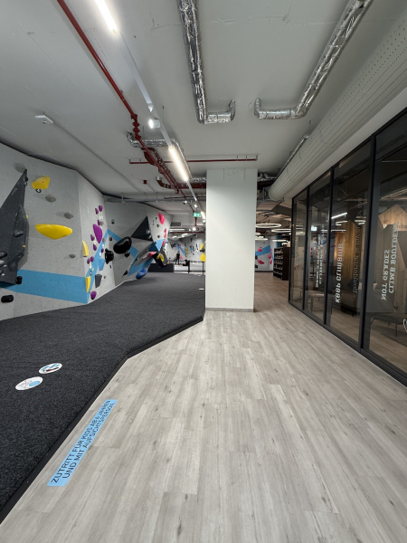 Boulderwelt Hamburg – Indoor-Kletterspaß mitten in der Stadt