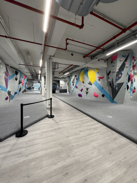 Boulderwelt Hamburg – Indoor-Kletterspaß mitten in der Stadt