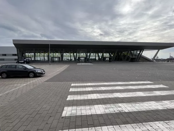 Hamburg Cruise Center Altona