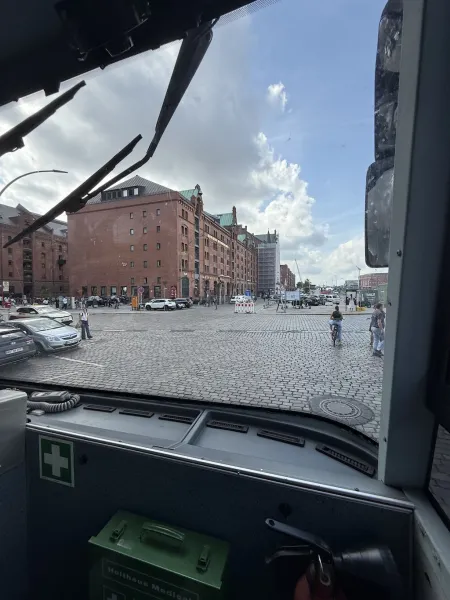Hafencity Riverbus – Amphibische Stadtkreuzfahrt in Hamburg