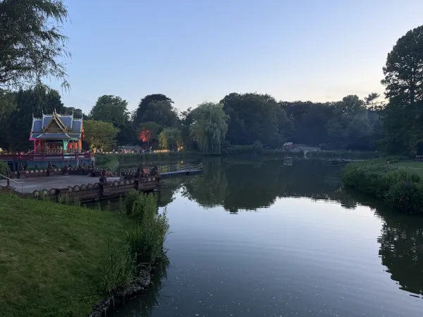Die große Lasershow am Birma-Teich