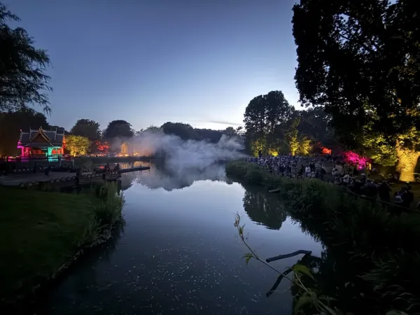 Die große Lasershow am Birma-Teich