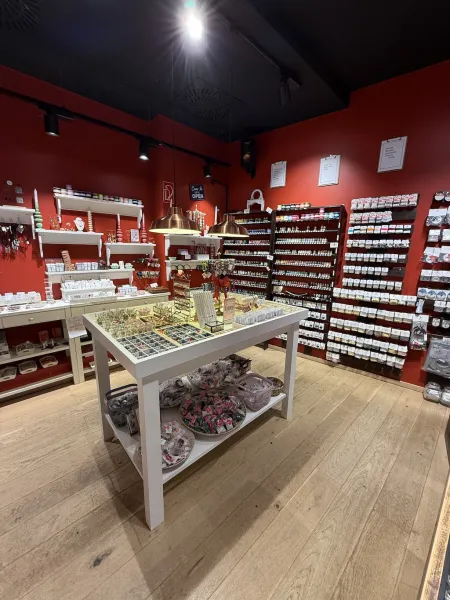 NUENA Hamburg - DIY Perlen & Schmuck