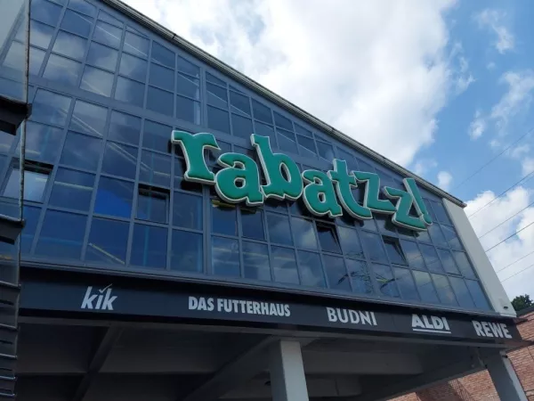 Rabatzz von außen
