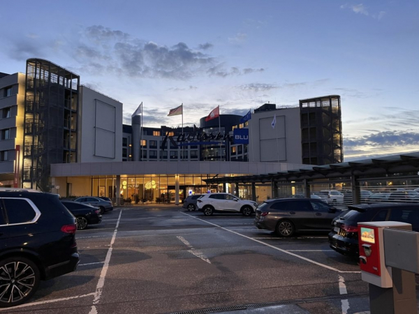 Radisson Blu Hotel – Hamburg Flughafen