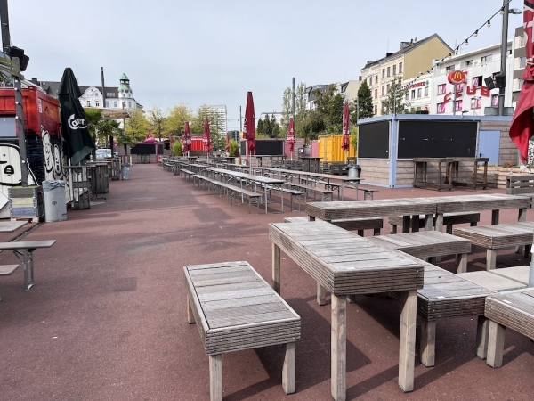 Spielbudenplatz
