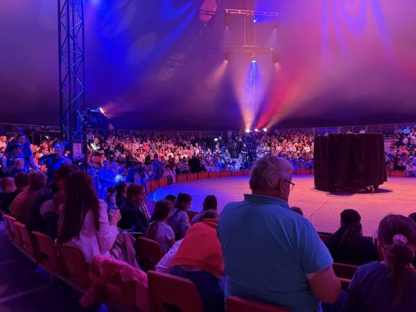 Zirkus Charles Knie - Hamburg - 22. Mai - 22. Juni 2025